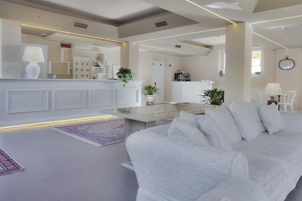 Relais Le Felci Executive Suite Spa Fiuggi Exterior photo